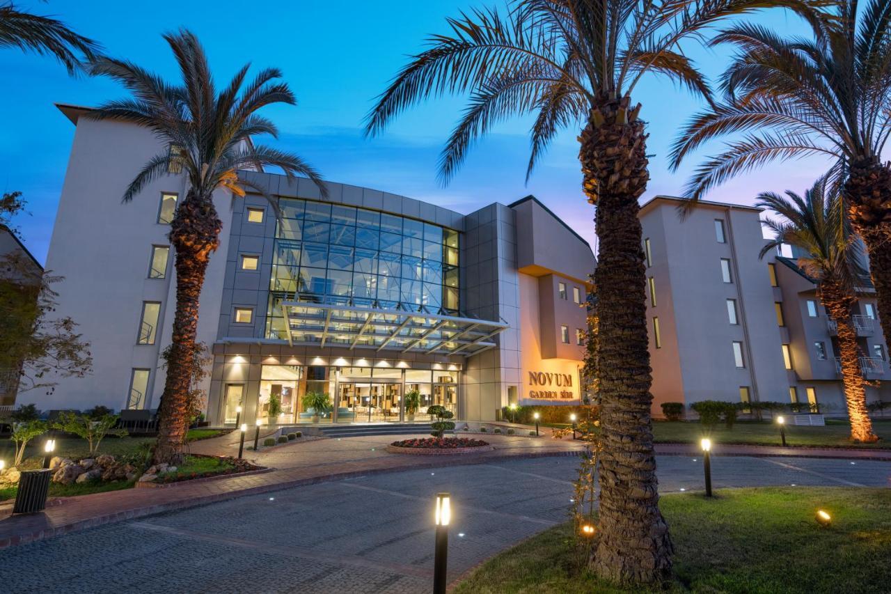 Novum Garden Side Hotel Exterior photo
