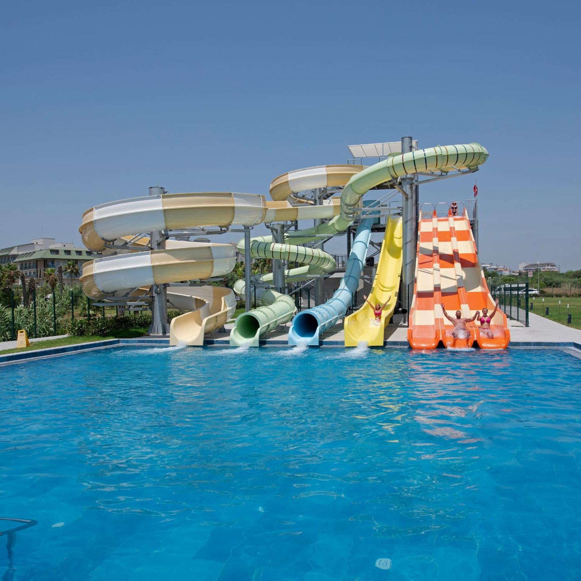 Novum Garden Side Hotel Exterior photo